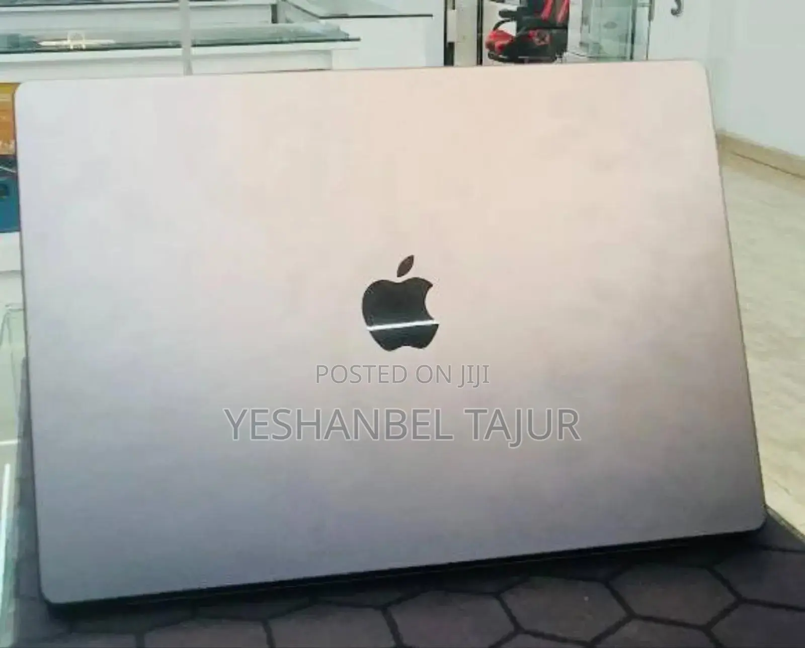 New Apple MacBook Pro 2024 M4 Max 16-Inch 36GB Apple M4 Max SSD 1T