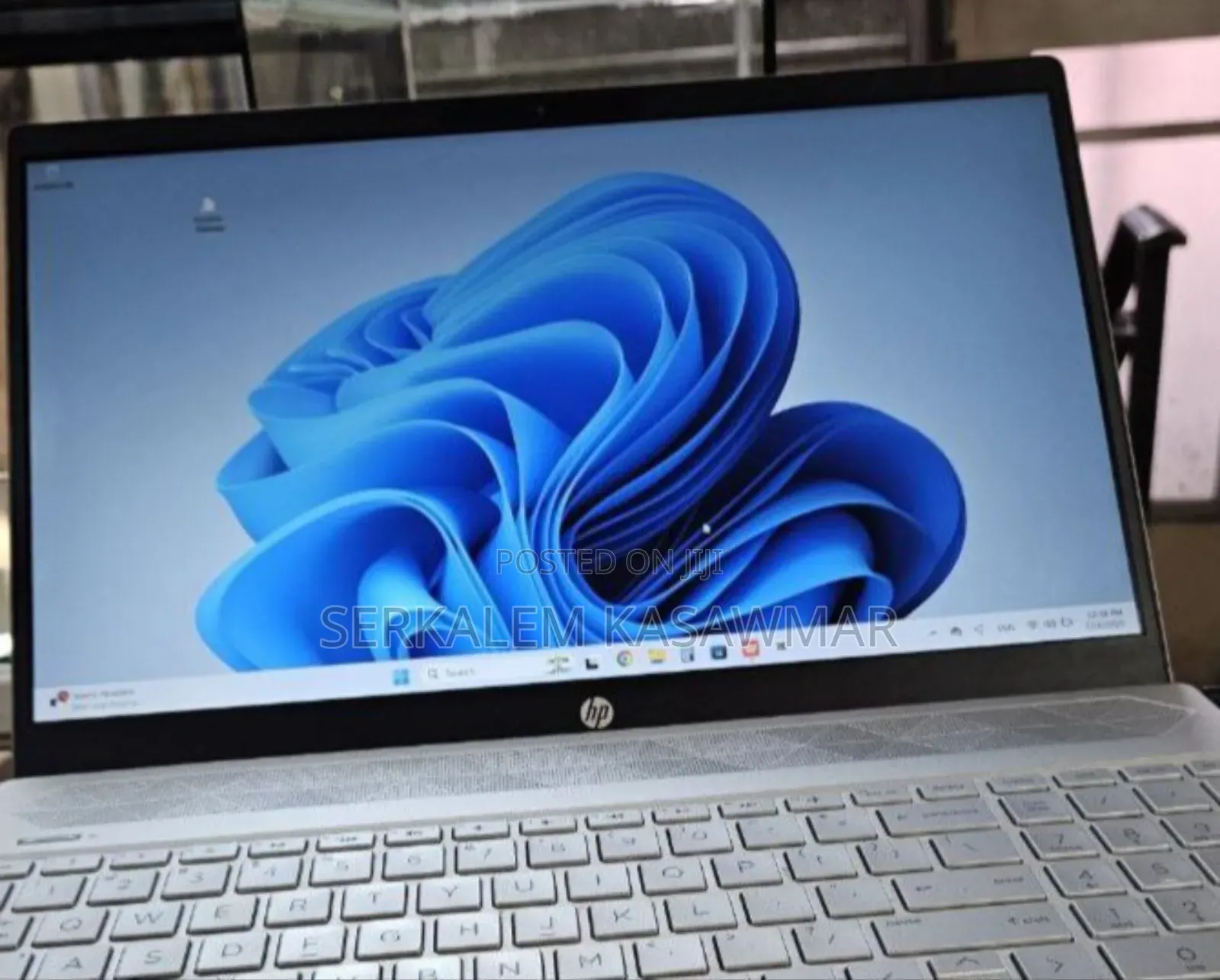 New Laptop HP Pavilion 15 8GB AMD Ryzen 3 SSD 256GB