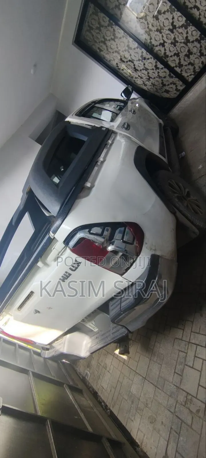 Toyota Hilux Revo Double Cab Deisel 2.4 RWD 2017 White