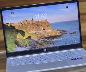 Photo - New Laptop HP Chromebook 14 16GB Intel Core I7 SSD 1T