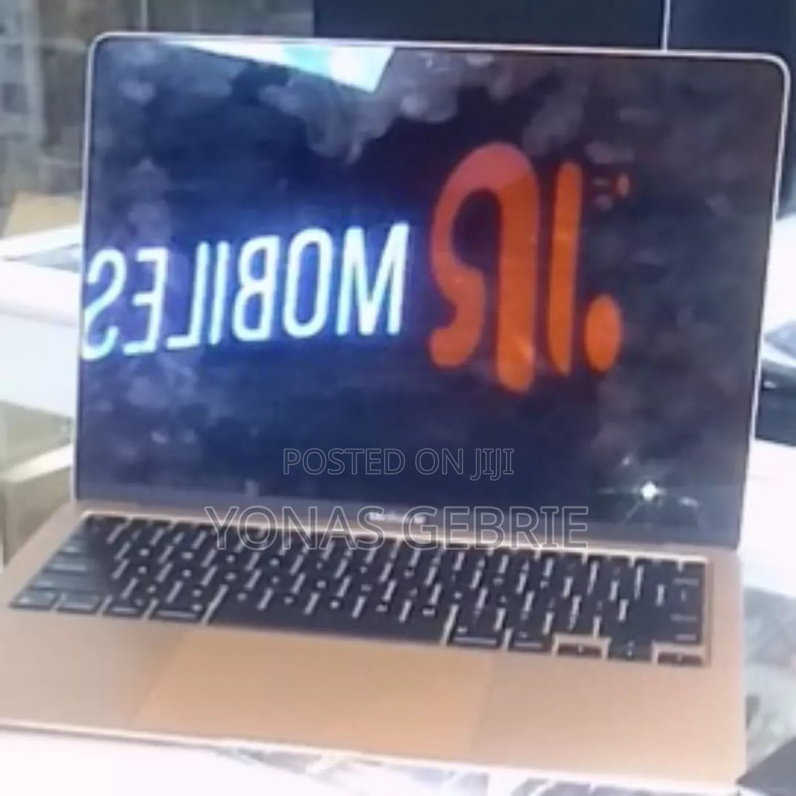 New Laptop Apple MacBook Air 2020 M1 8GB Apple M1 SSD 256GB