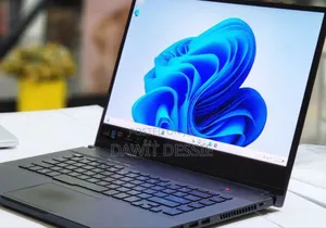 New Laptop Asus 16GB Intel Core I7 SSD 512GB