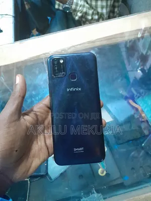 Photo - Infinix Smart 6 32 GB Black