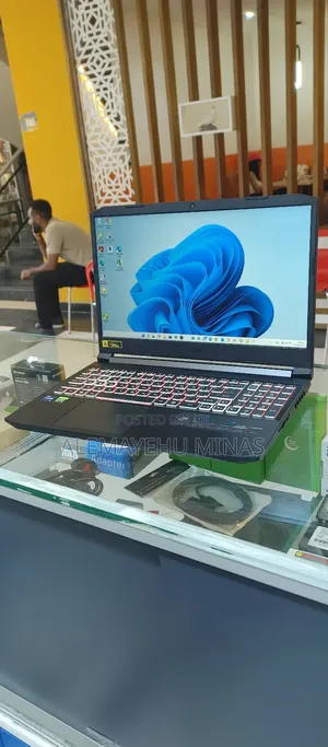 New Laptop Acer Nitro 5 16GB Intel Core I9 SSD 512GB