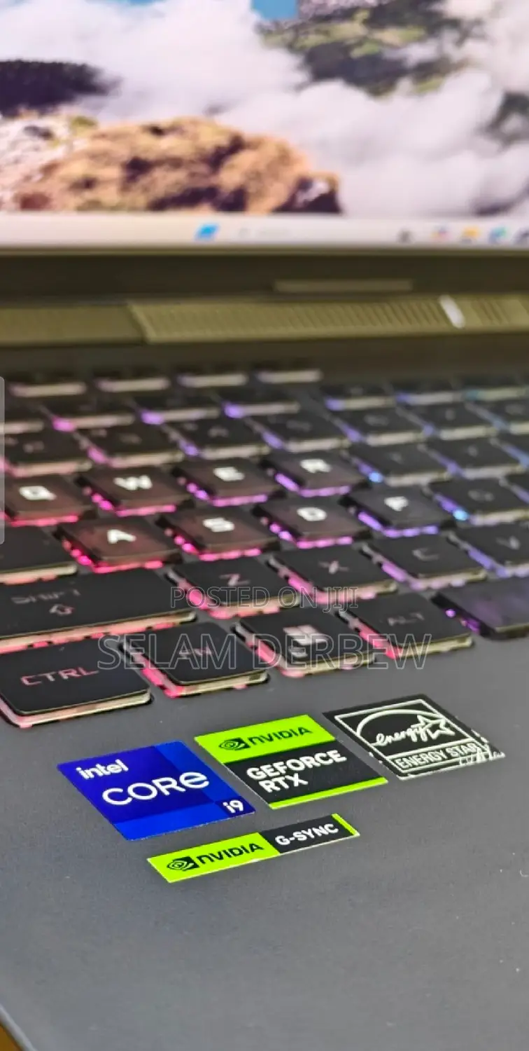 New Laptop Asus ROG Strix G15 16GB Intel Core I9 SSD 1T