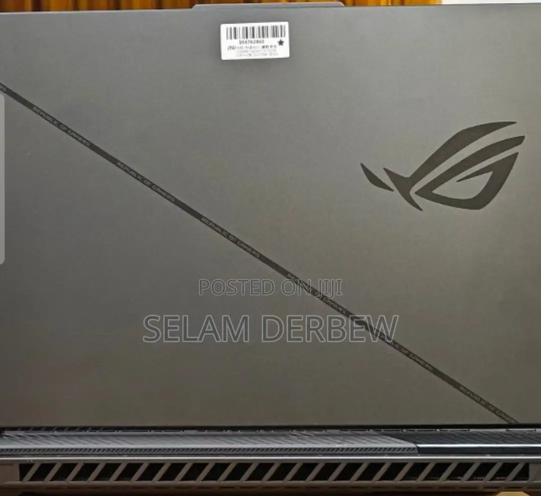 New Laptop Asus ROG Strix G15 16GB Intel Core I9 SSD 1T