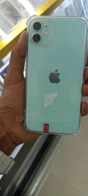 New Apple iPhone 13 128 GB Pink