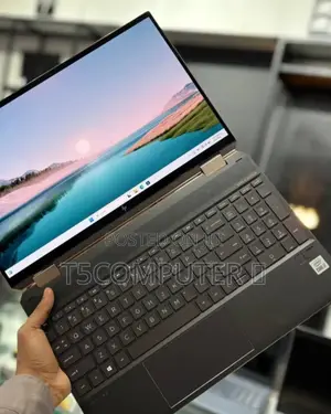 New Laptop HP Spectre X360 16GB Intel Core I7 SSD 512GB