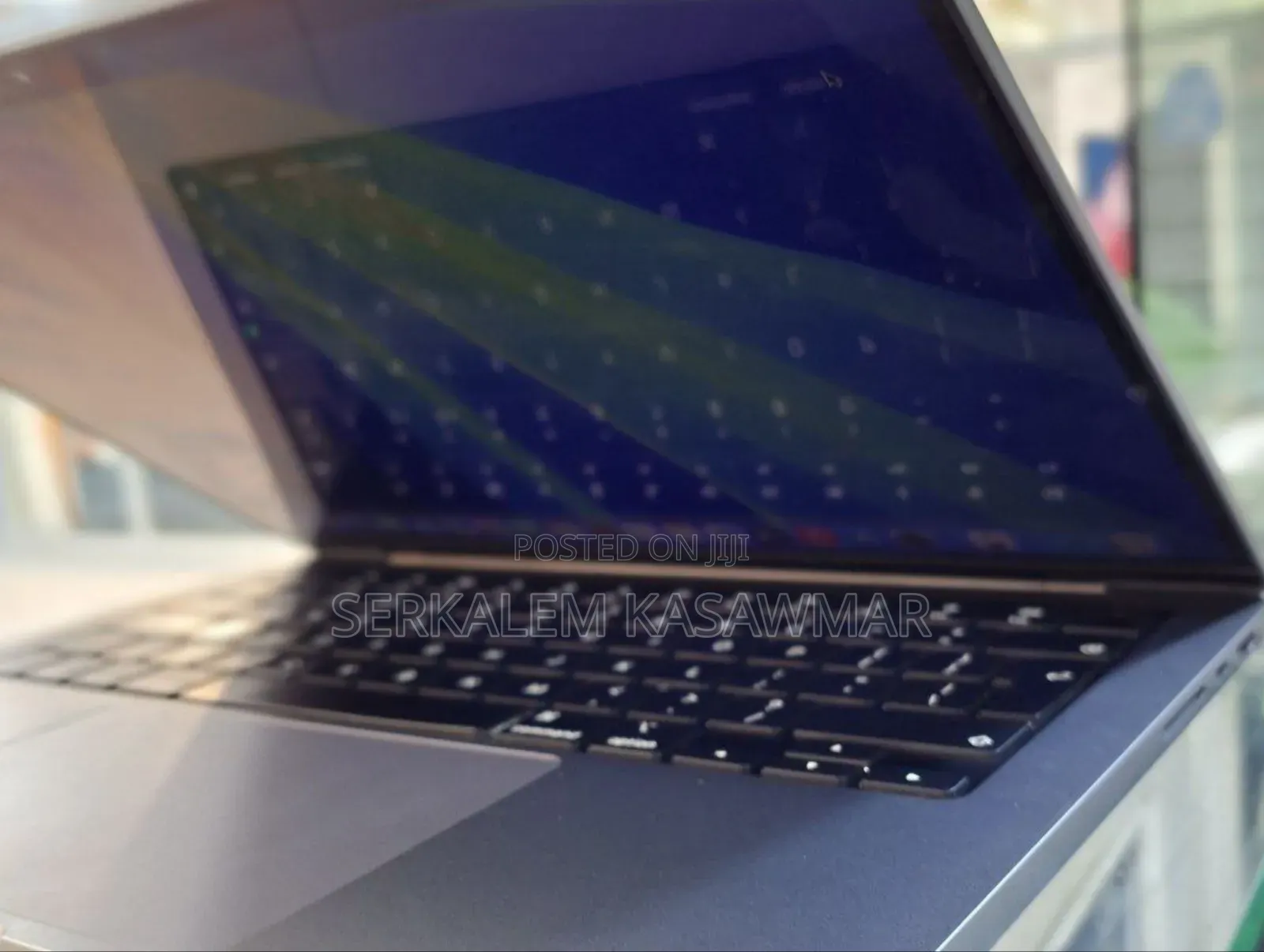 New Laptop Apple MacBook Pro M1 16GB Apple M1 SSD 512GB