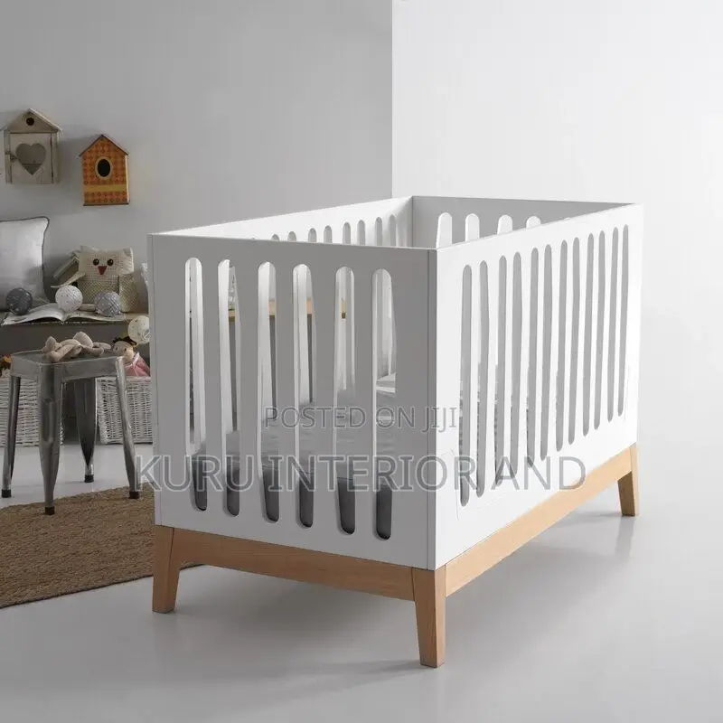 Modern Baby Crib White and Natural Finish (60cmx100 Cm)