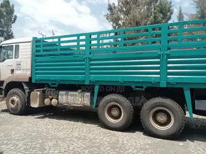 Tx-371hp Cargo Truck 50% Bank