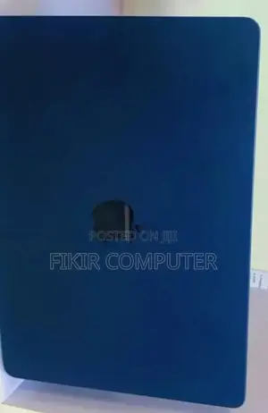 New Laptop Apple MacBook Air 2022 M2 8GB Apple M2 SSD 256GB