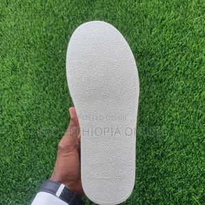 Casual Fashion Trendy Sneakers [On Hand]