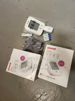 Photo - Durable Battery Strong Cover Large LCD Blood Pressure Monitor肺病digital