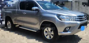Toyota Hilux 2018 Silver