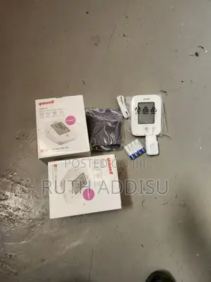 Photo - Yuwell Digital Blood Pressure Monitor痛哭medical Bp Monitor朱明digital Bp