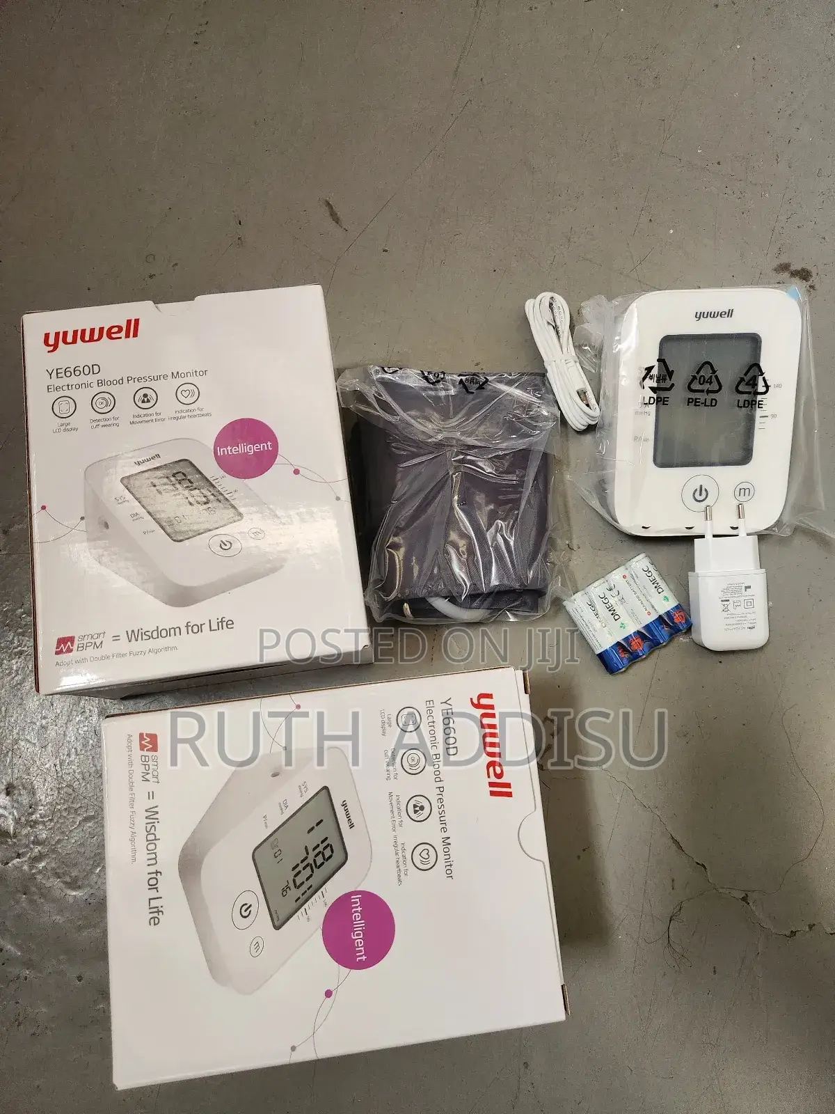Digital Blood Pressuer Monitor宛然brand New Packed Blood Pressure Monito