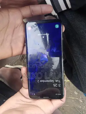 Photo - Samsung Galaxy S9 64 GB Black