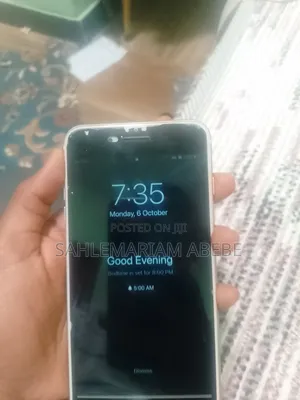 Photo - New Apple iPhone 7 Plus 128 GB Rose Gold