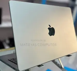 New Laptop Apple MacBook Pro M1 32GB Apple M1 SSD 1T