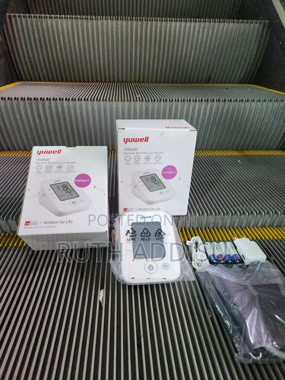 Ye660d Digital Blood Pressuer Monitor 延誤digital Blood Pressuer Monitor