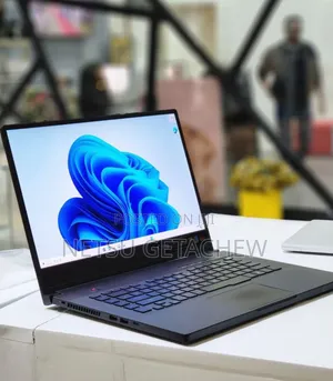 New Laptop Asus ROG Zephyrus G15 16GB Intel Core I7 SSD 512GB