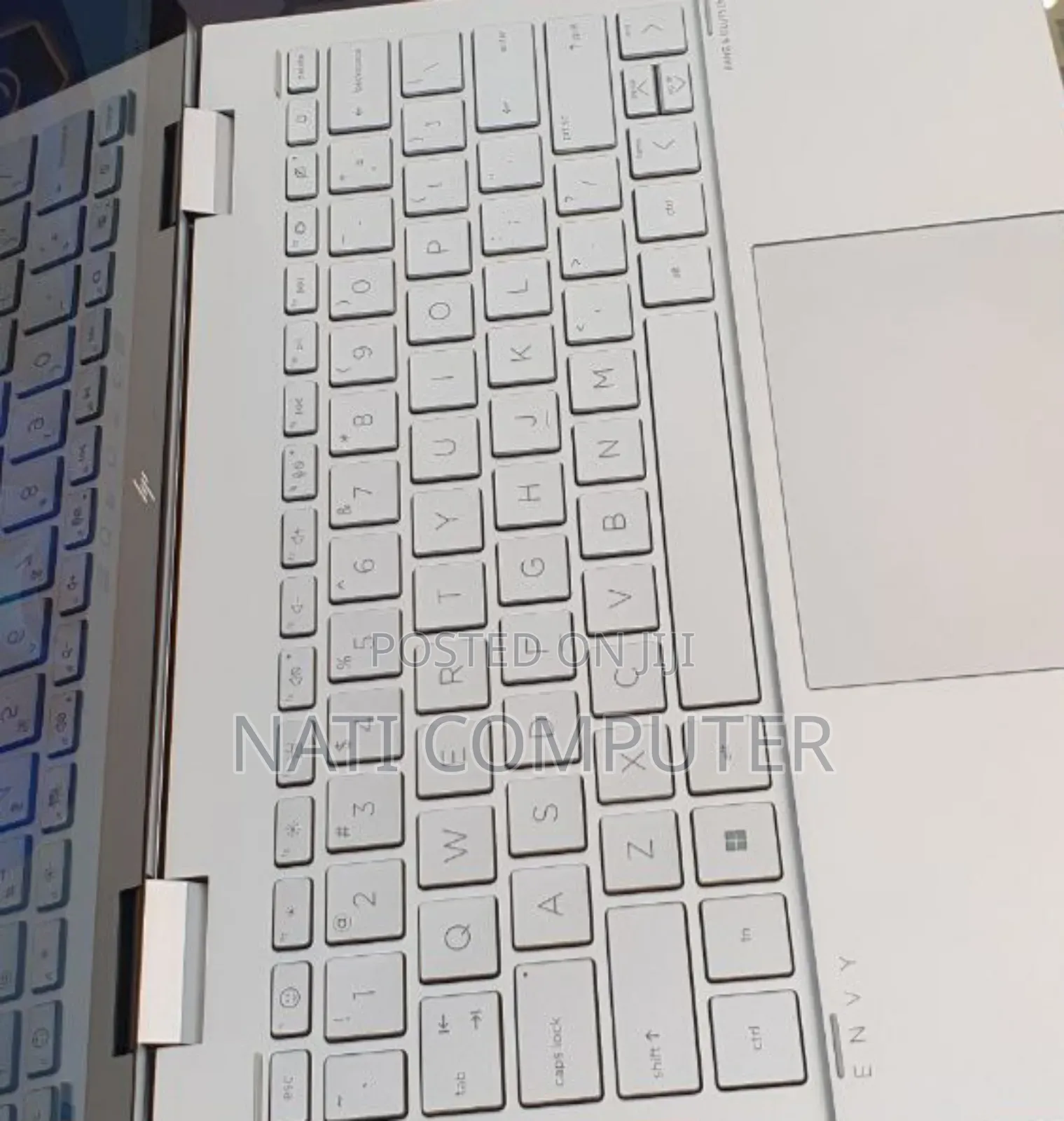 New Laptop HP Envy X360 8GB Intel Core I7 SSD 1T