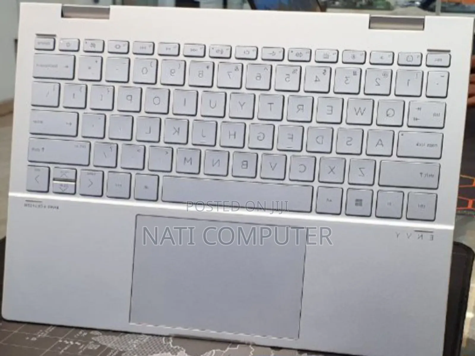 New Laptop HP Envy X360 8GB Intel Core I7 SSD 1T