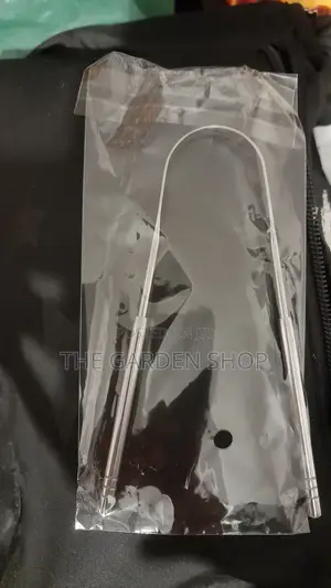 Photo - Tongue Scraper