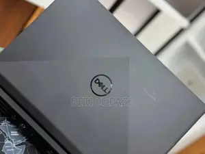 New Laptop Dell G15 5511 16GB Intel Core i7 SSD 1T