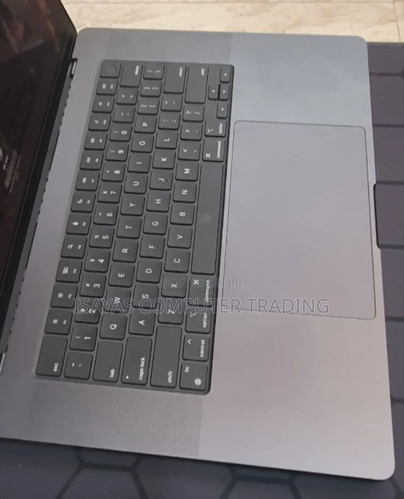 New Laptop Apple MacBook Pro 2024 M4 Max 16-Inch 32GB SSD 1T