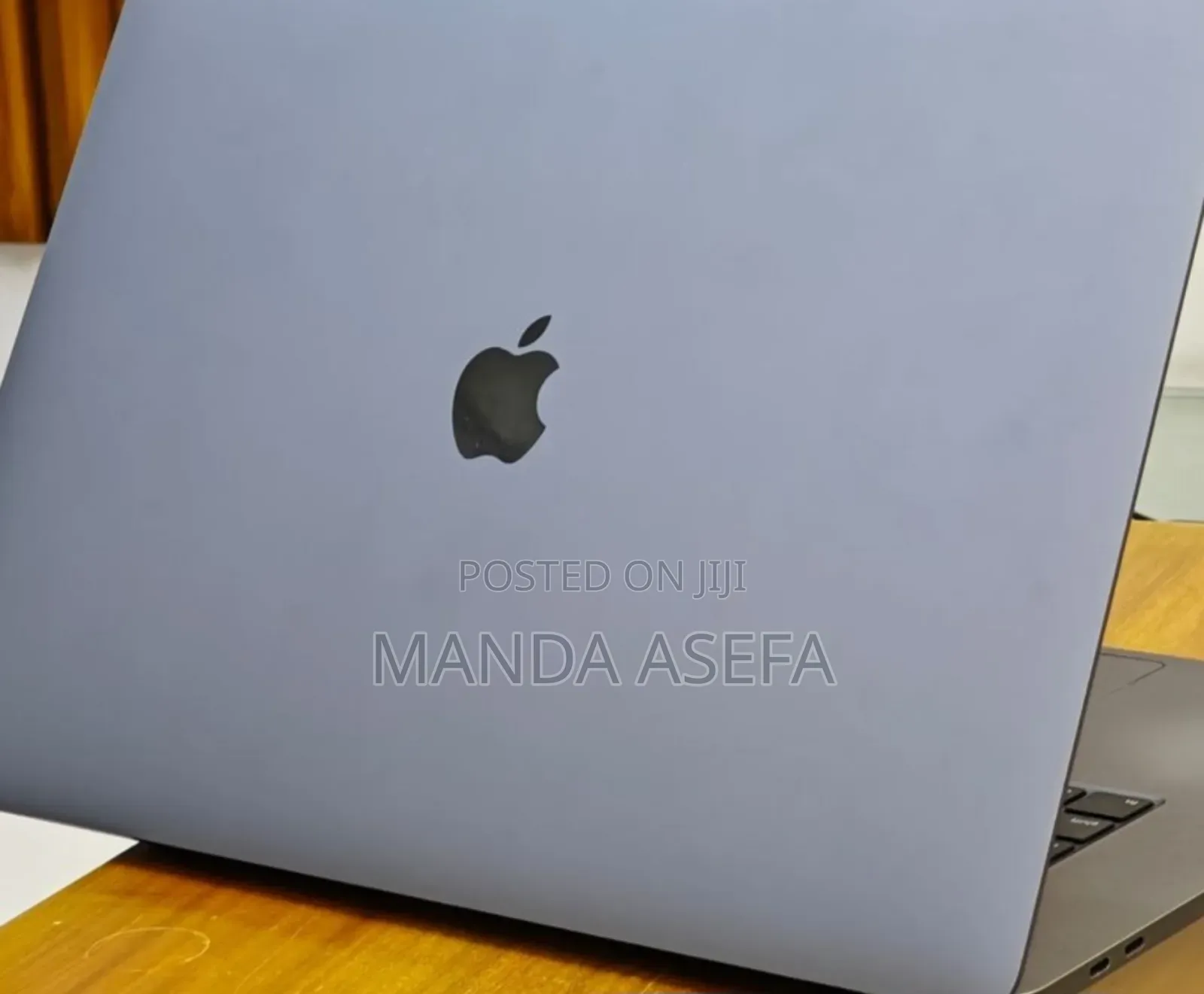 New Laptop Apple MacBook Pro 2019 32GB Intel Core i9 SSD 512GB