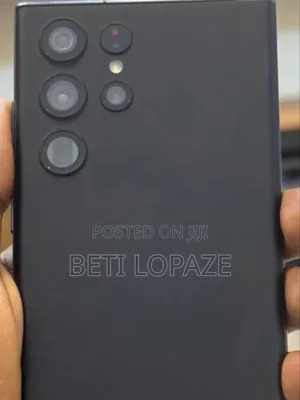 Photo - New Samsung Galaxy S22 Ultra 256 GB Black