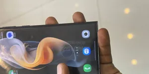 New Samsung Galaxy S22 Ultra 256 GB Black