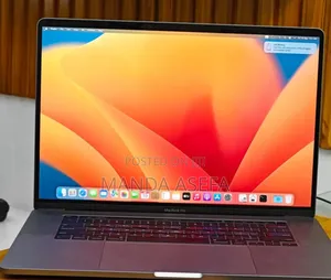 New Laptop Apple MacBook Pro 2019 16GB Intel Core I7 SSD 512GB