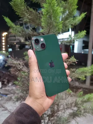 Apple iPhone 13 128 GB Green