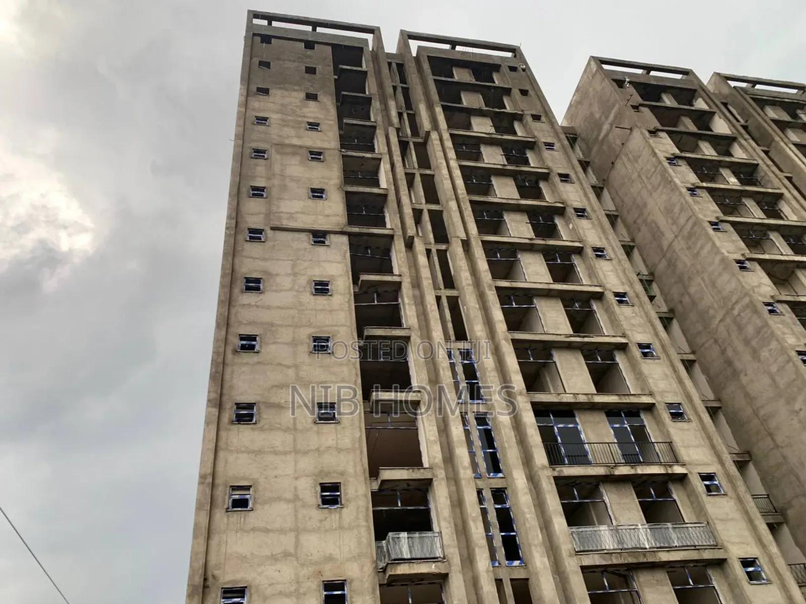 3bdrm Apartment in አ, Nifas Silk-Lafto for sale