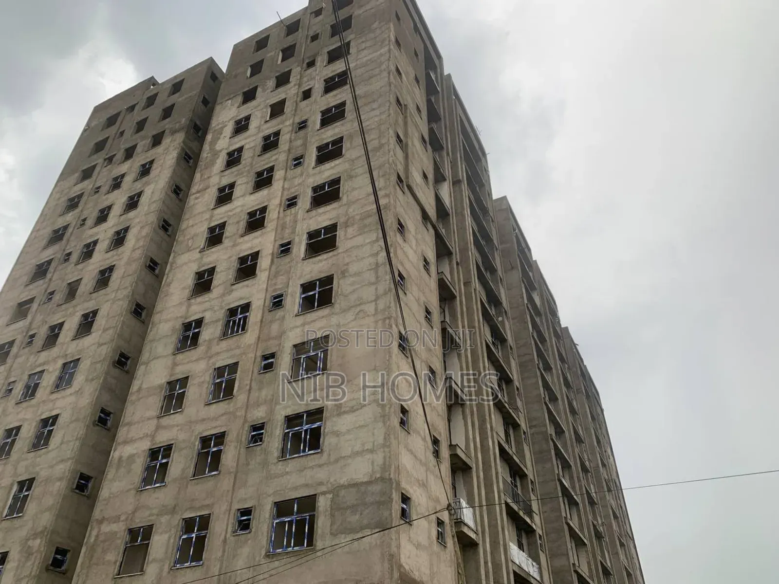 3bdrm Apartment in አ, Nifas Silk-Lafto for sale