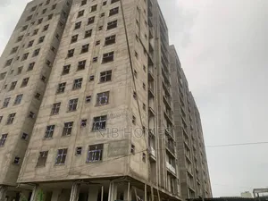 3bdrm Apartment in አ, Nifas Silk-Lafto for sale