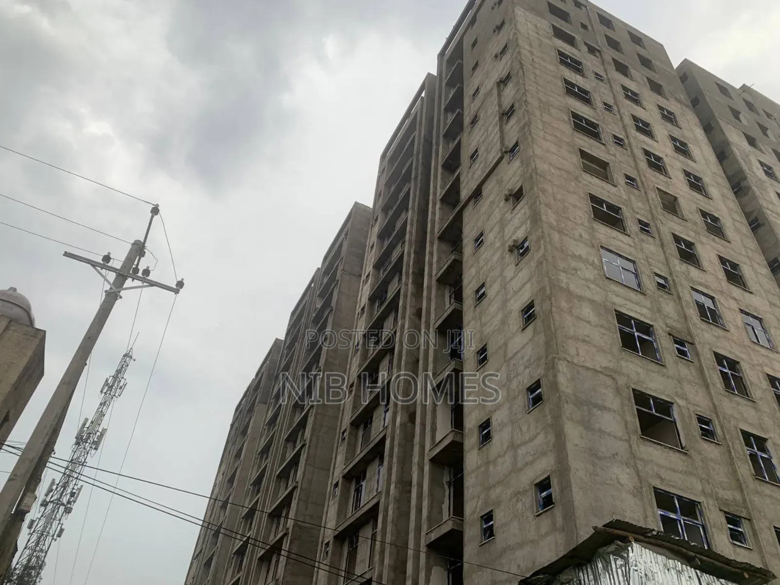 3bdrm Apartment in አ, Nifas Silk-Lafto for sale