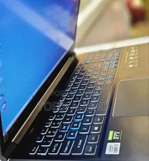 New Laptop Acer Predator Helios 300 16GB Intel Core I7 SSD 1T