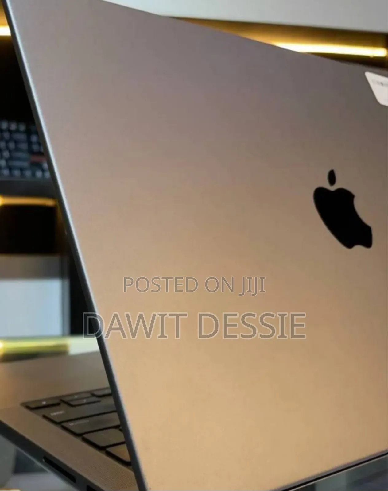 New Laptop Apple MacBook Pro M1 32GB Apple M1 SSD 1T