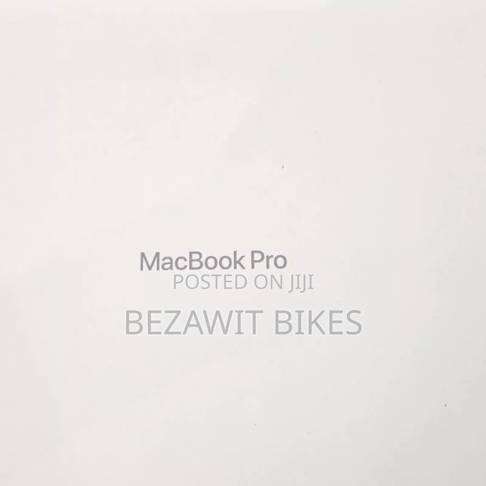 New Laptop Apple MacBook Pro 2024 M3 14-Inch 16GB Apple M4 SSD 512GB