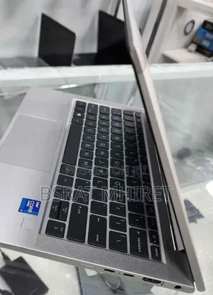 Photo - New Laptop HP EliteBook 840 G8 16GB Intel Core I7 SSD 512GB