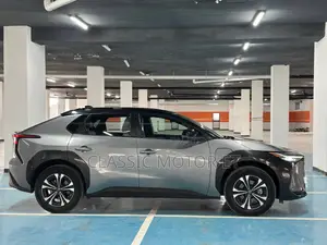Toyota bZ4X 71.4 kWh AWD 2022 Gray