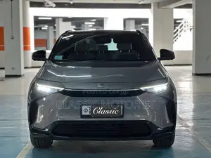 Toyota bZ4X 71.4 kWh AWD 2022 Gray