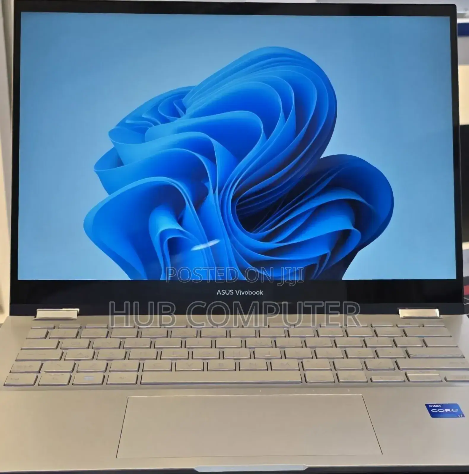 New Laptop Asus VivoBook Pro 17 N705UN 16GB Intel Core I7 SSD 512GB