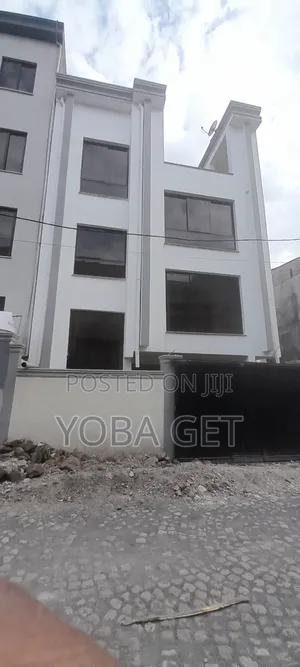 6bdrm House in Yoba, Akaky Kaliti for sale