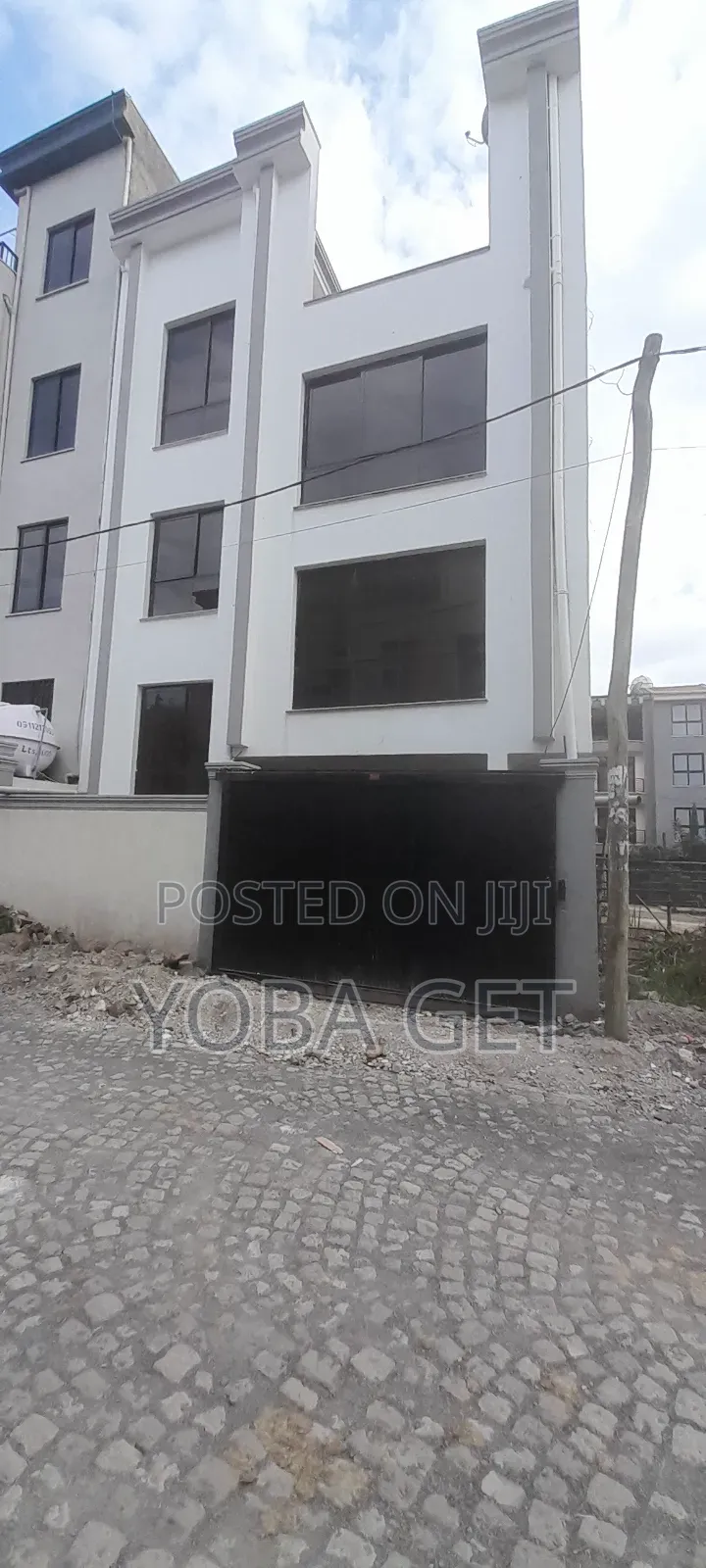 6bdrm House in Yoba, Akaky Kaliti for sale