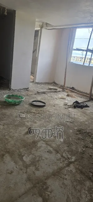 1bdrm Condo in አያት 40/60 ኮንዶሚኒየም, Bole for sale